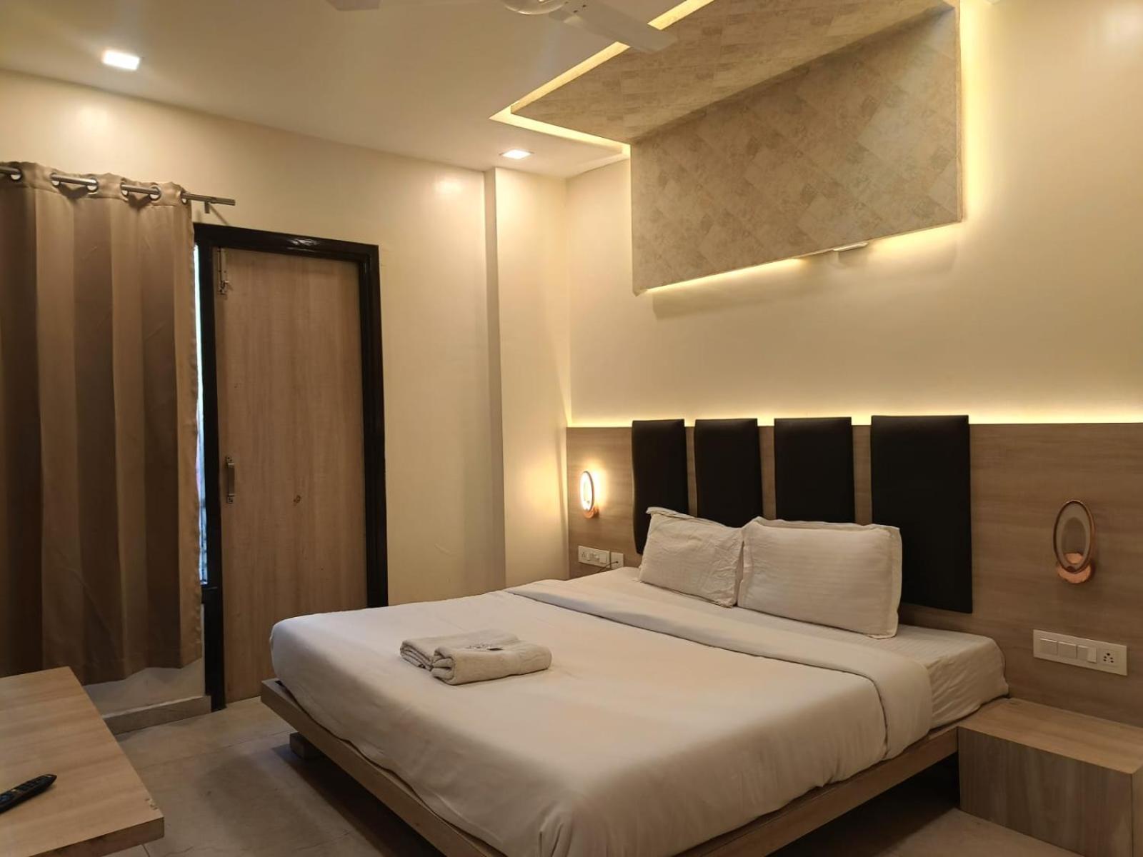 The White Orchid Dalhousie Hotel Exterior foto