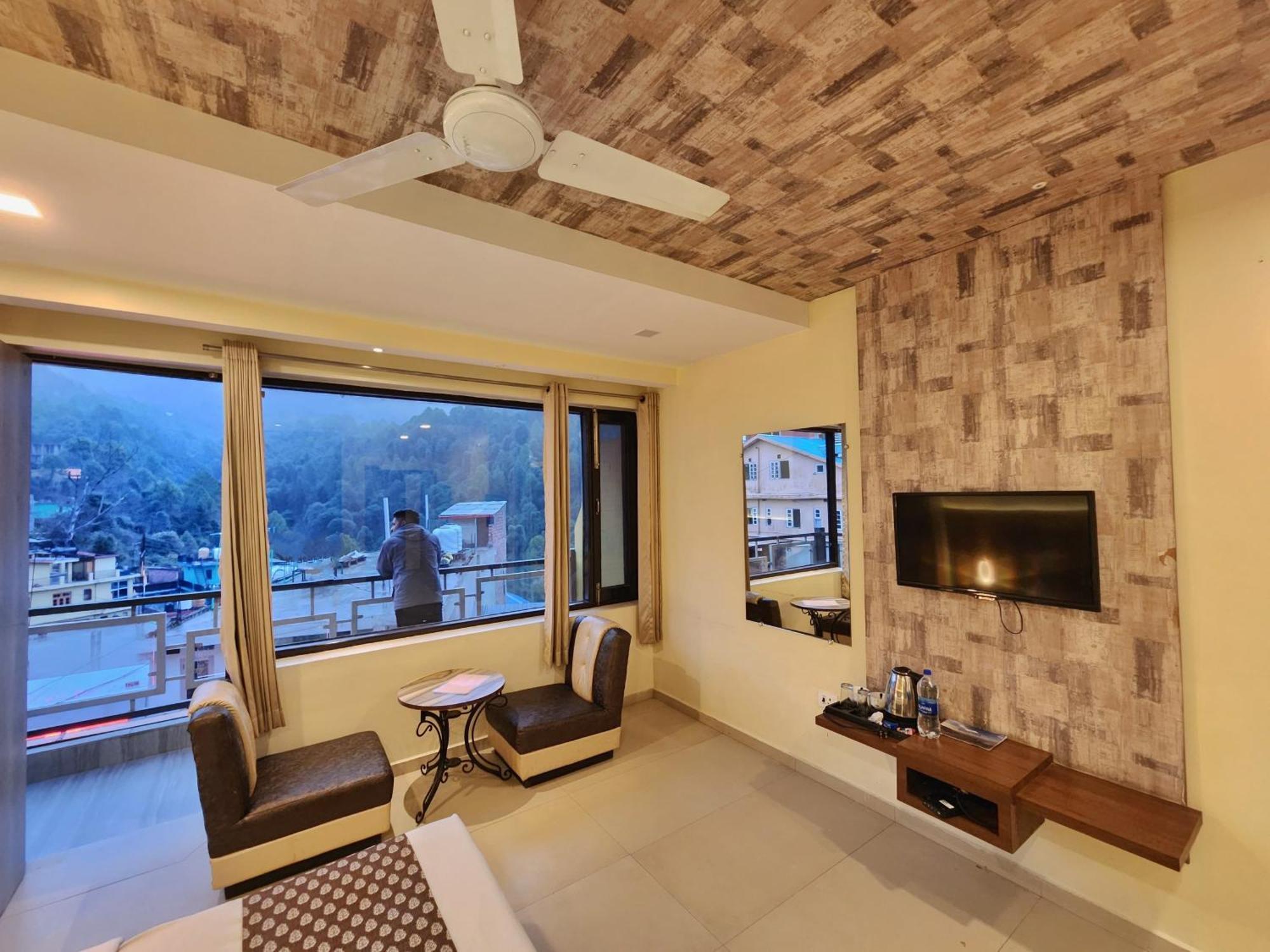 The White Orchid Dalhousie Hotel Exterior foto